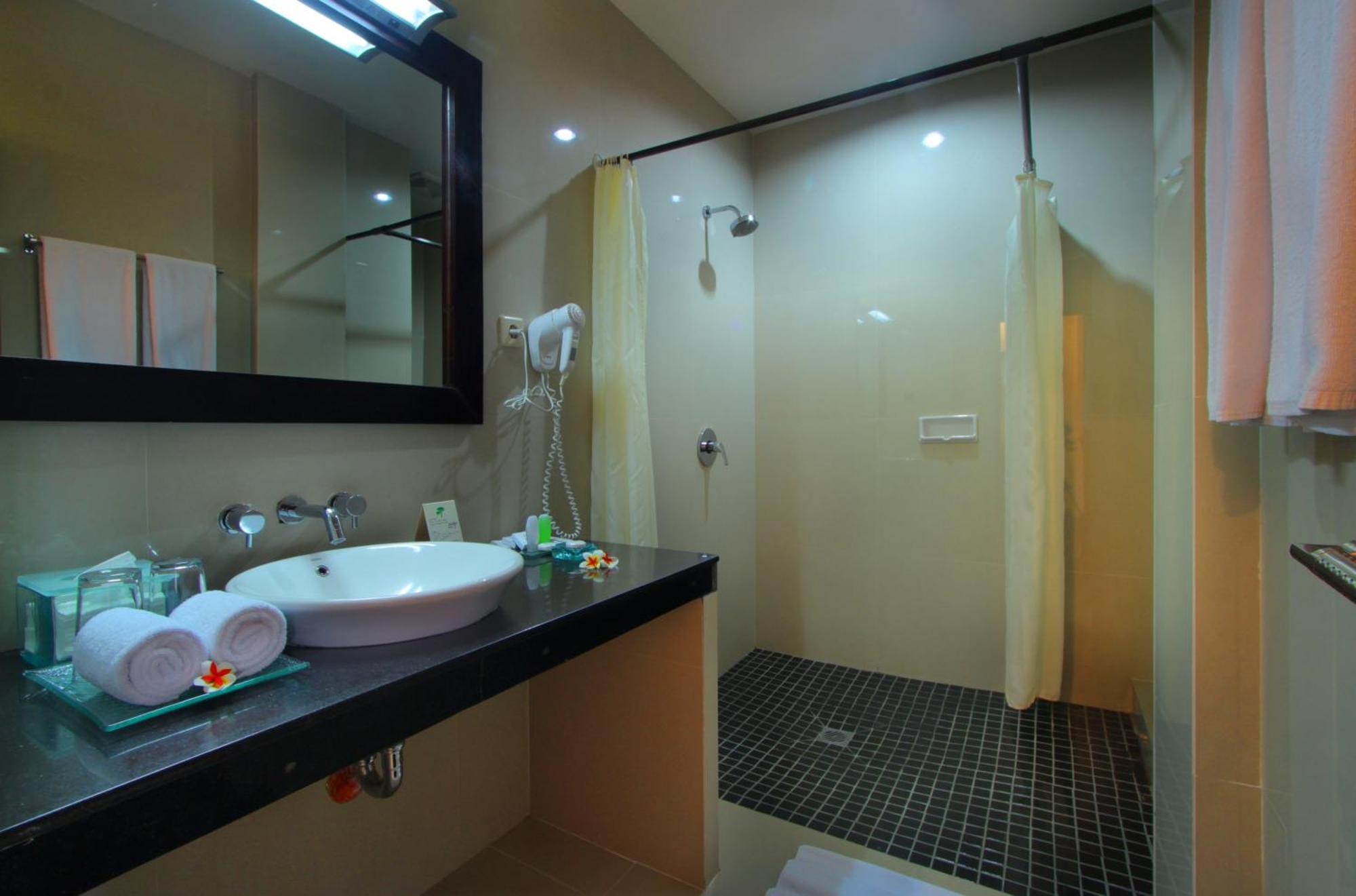 Adi Dharma Hotel Legian Exterior foto