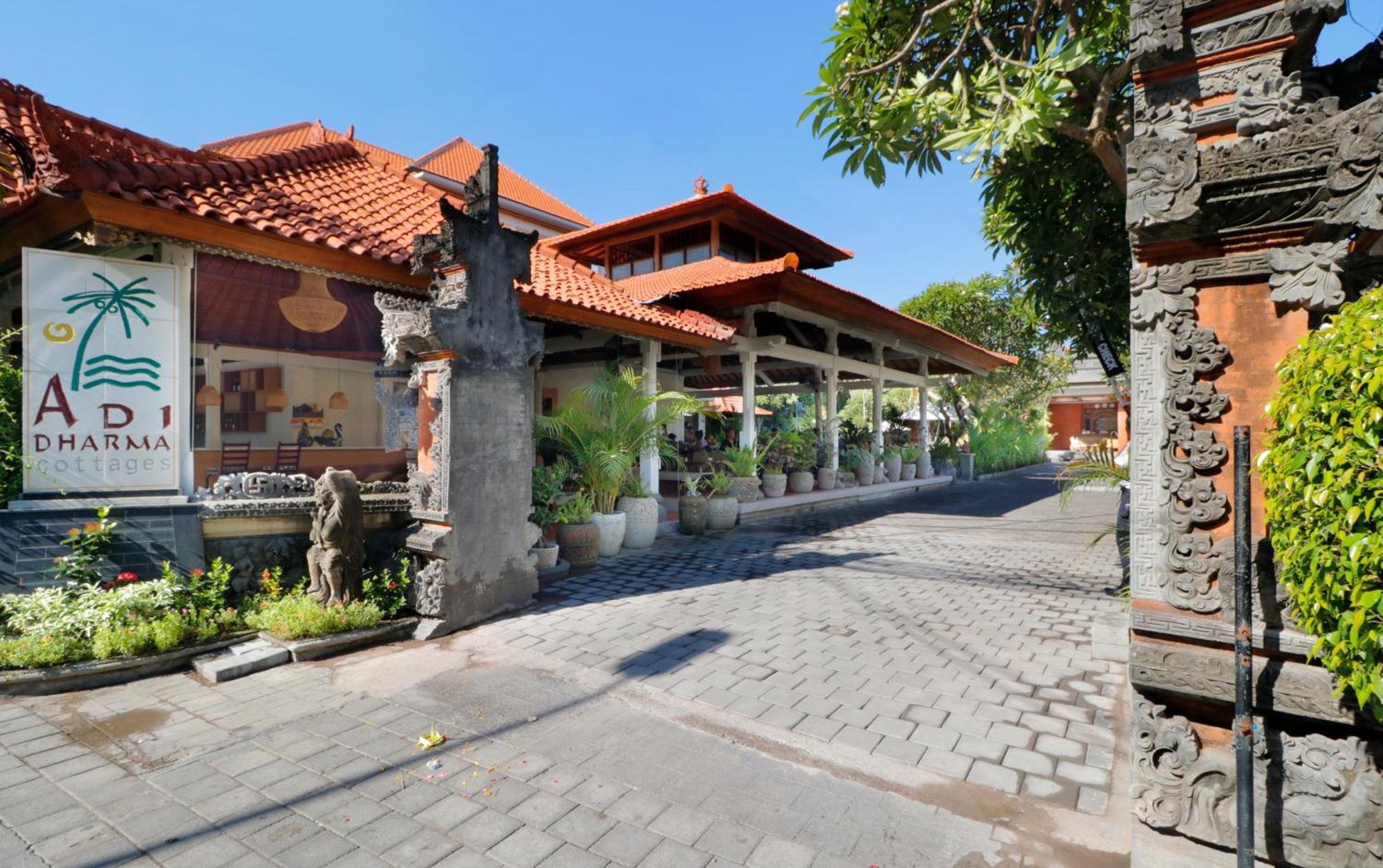 Adi Dharma Hotel Legian Exterior foto
